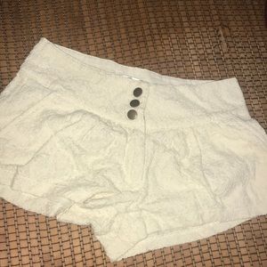 Small Lace Shorts with buttons